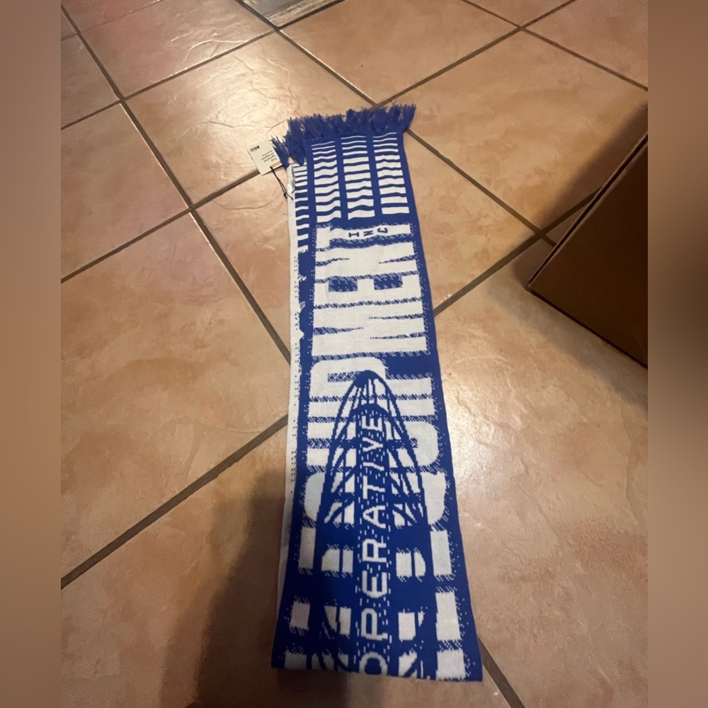 Rei coop scarf